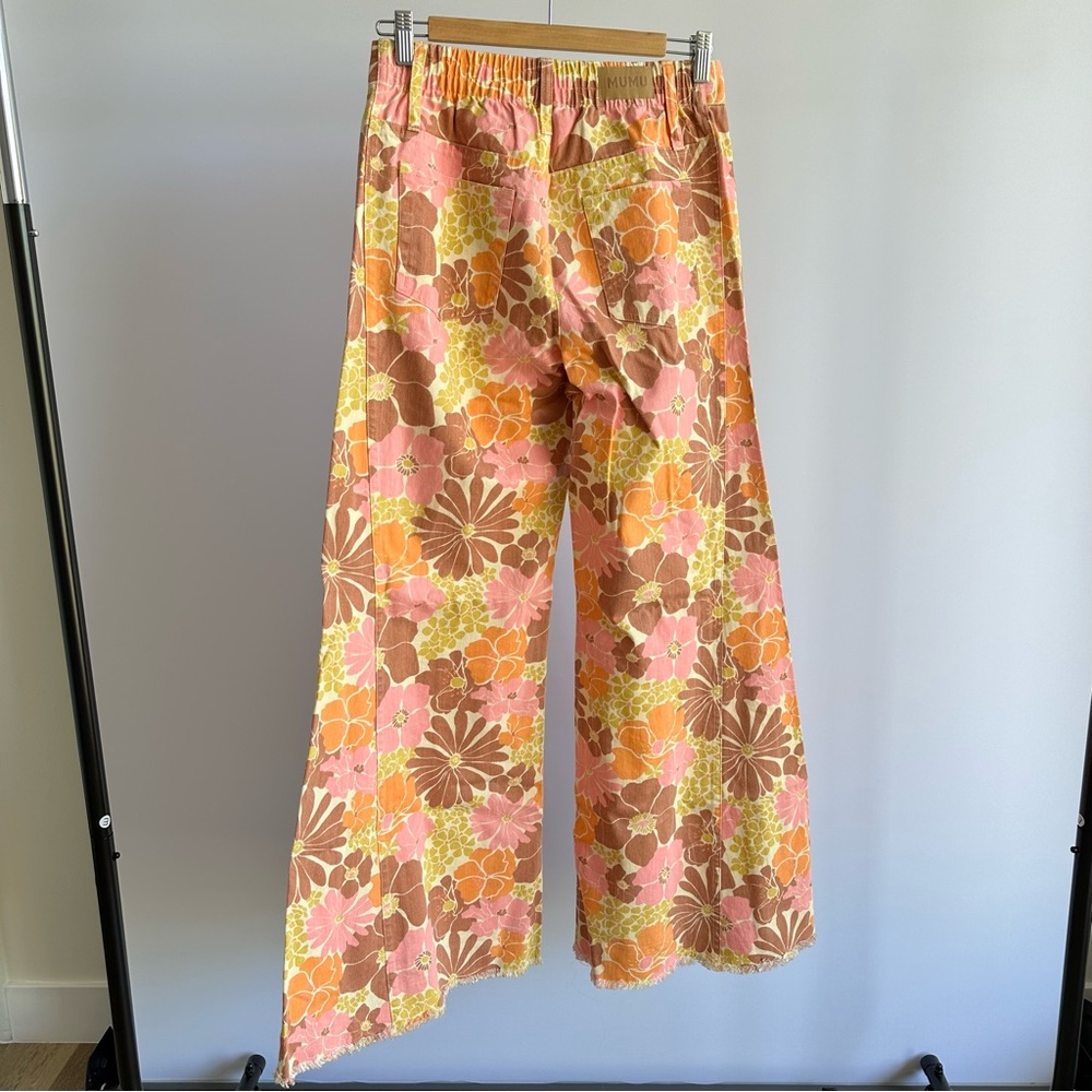 Floral Patterned Wide-Leg Jeans - Picture 4 of 8